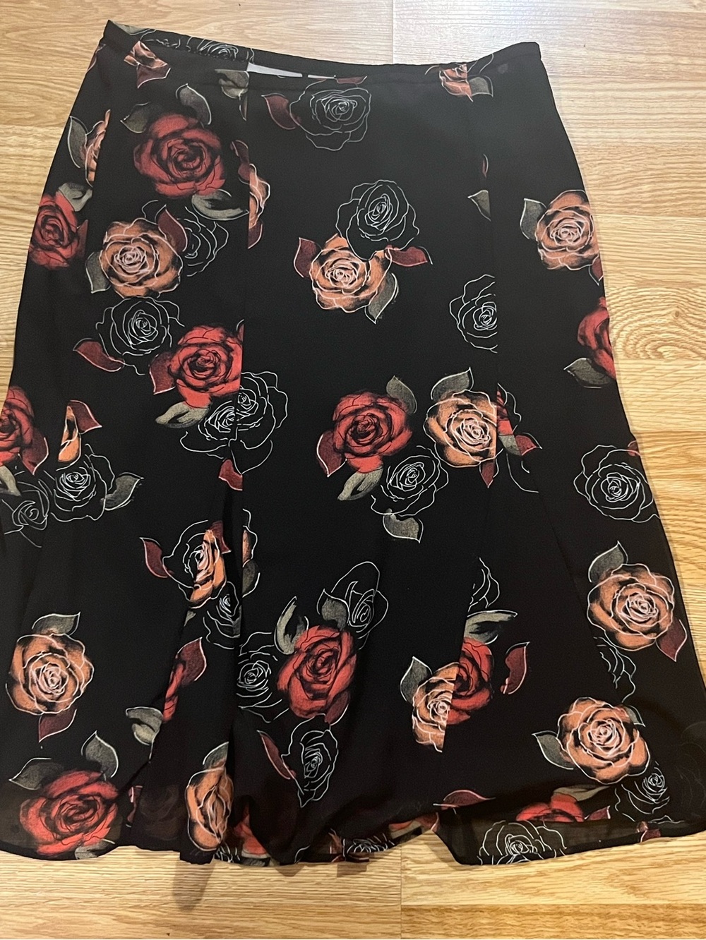 Black Rose Floral Skirt Knee Length Flowy A Line Side Zip Size 10